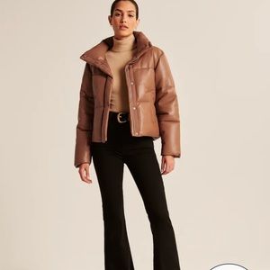 Abercrombie & Fitch vegan leather mini puffer jacket NWT NEVER WORN size XL